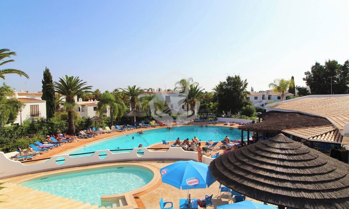 Albufeira Apartment | 2 Bedroom Apartment with Swimming Pool at São Rafael Beach - Albufeira
