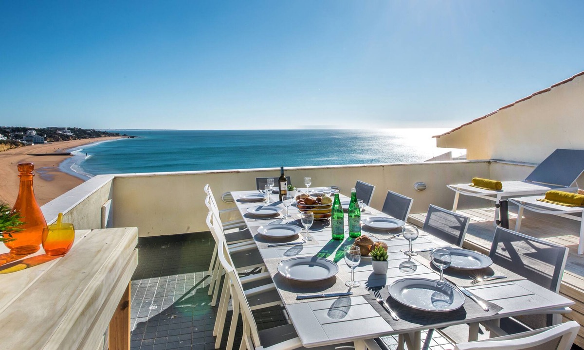 Peneco Beach Villa | 5 bed room villa on top of the Beach Unique spoot