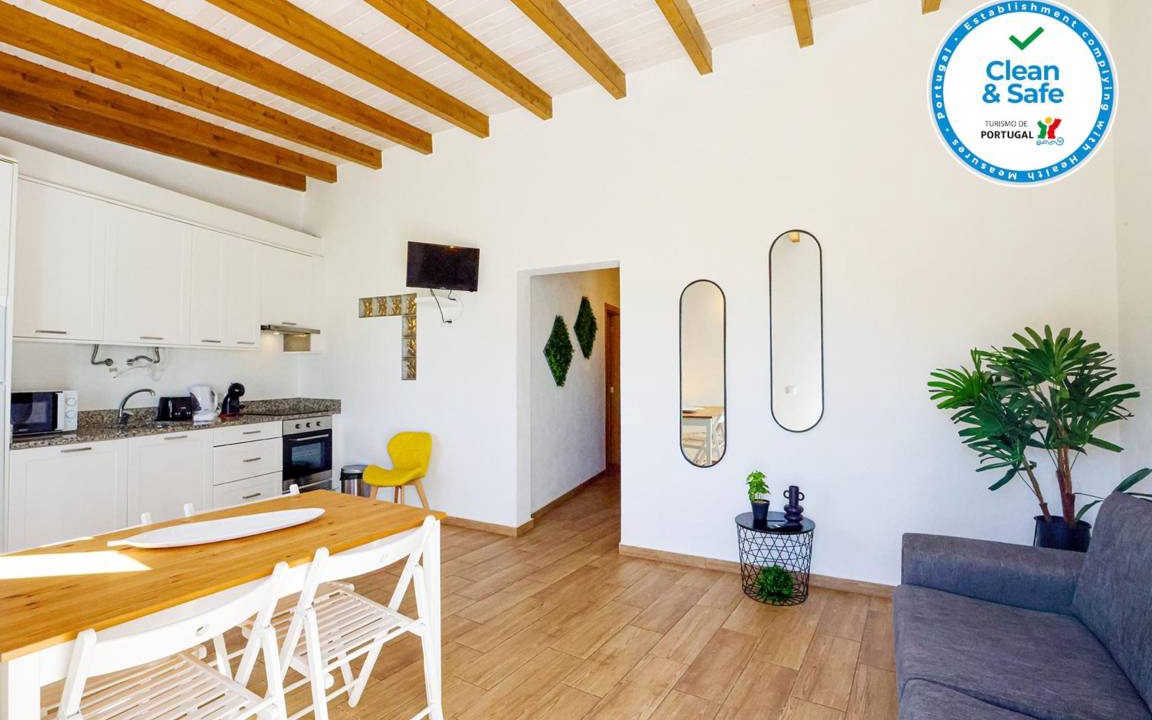 Alfarrobeira Apartment | 70 m² Apartment ∙ 3 bedrooms ∙ 5 guests
