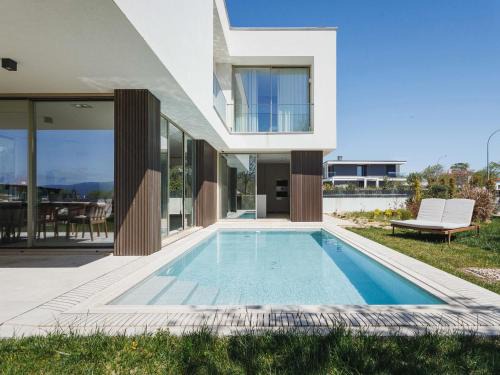 Santa Maria e Sao Miguel Villa | Akivillas Sintra Maple
