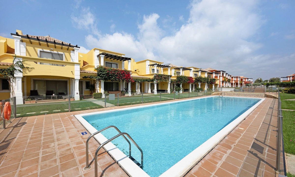 Luz de Tavira House | Alecrim Lux Tavira Residence 4M: Shared Pool, Wi-Fi & Air Conditioning