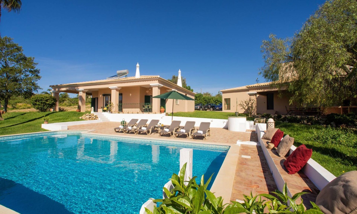 Monte Raposo House | Amêndoa by Interhome