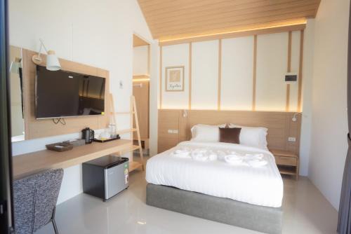 Phanom Bed & Breakfast | Annrin cafe & Resort