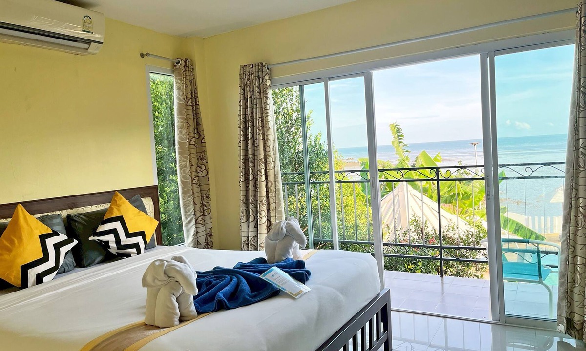 Sai Thai Hotel | Anyavee Chom By The Sea