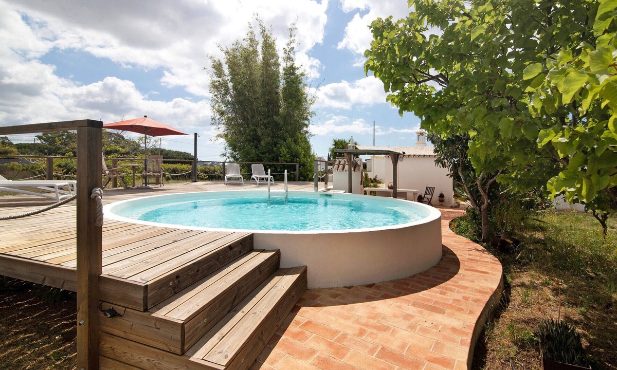 Fonte do Bispo Apartment | Apartment 'Casa Do Livramento Avós' with Shared Pool, Wi-Fi and Air Conditioning