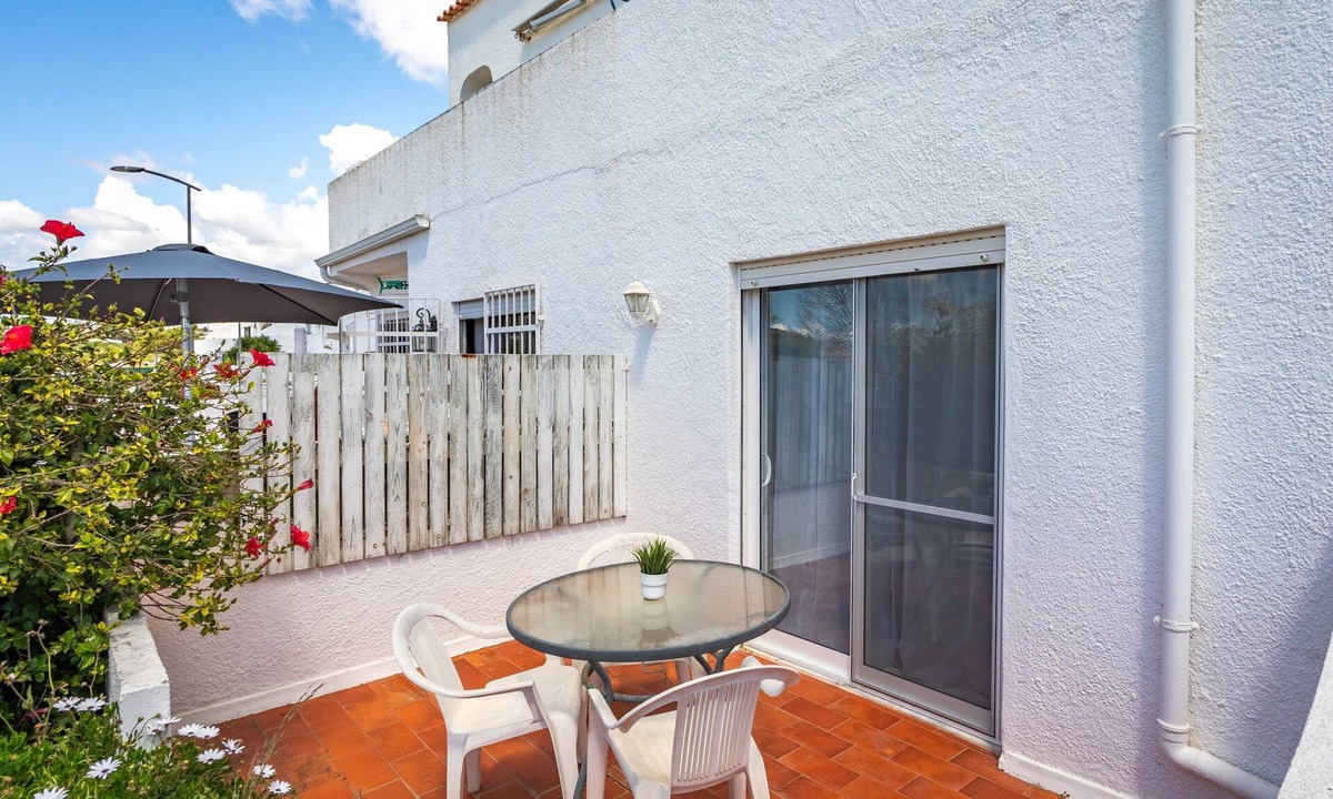 Alfanzina Apartment | Apartment 'Isabel' with Mountain View, Private Terrace and Wi-Fi