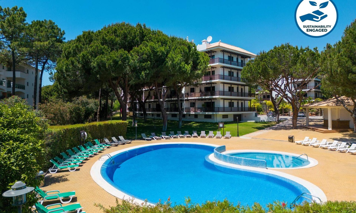 Aldeia das Acoteias Apartment | Apartment with Pool near Falésia Beach