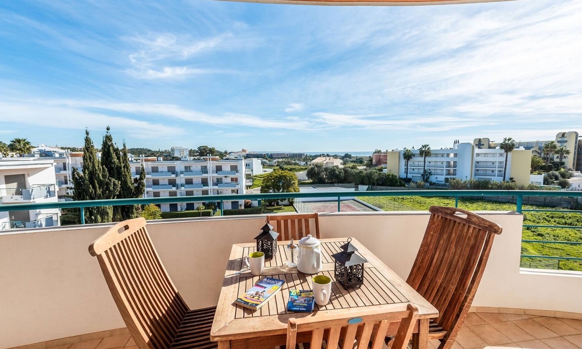 Albardeira Apartment | Apt. Donna Praia, within a short walking distance to the beach