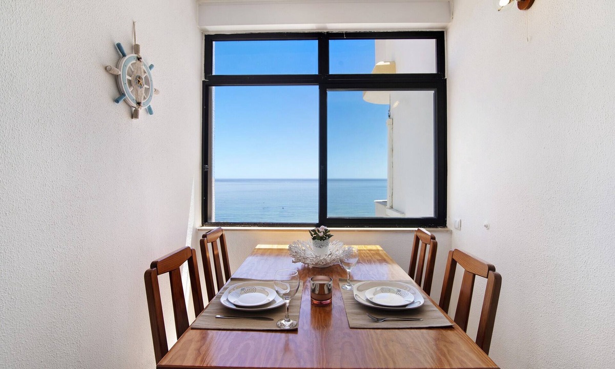 Armacao de Pera Apartment | Apt. Torre Sol 10th nº4 – beachfront, sea view, pool