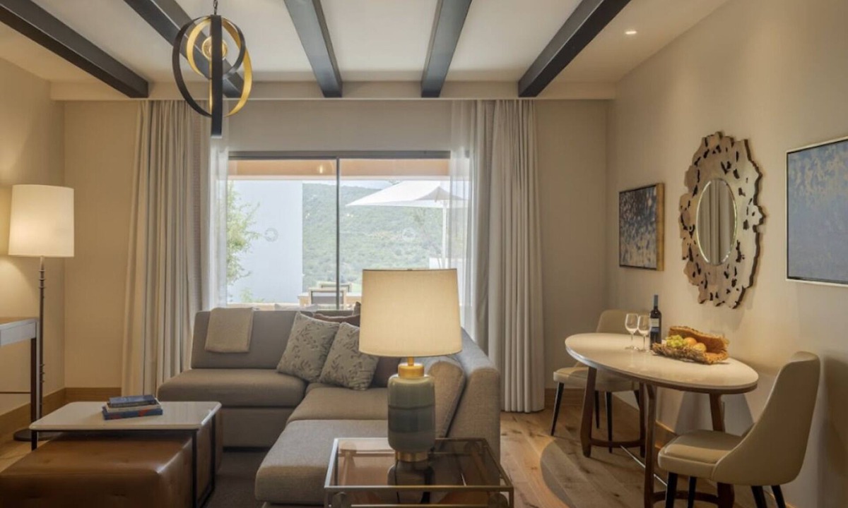 Tor Hotel | Authentic Portuguese Escape at Viceroy Ombria Algarve | Stunning Views
