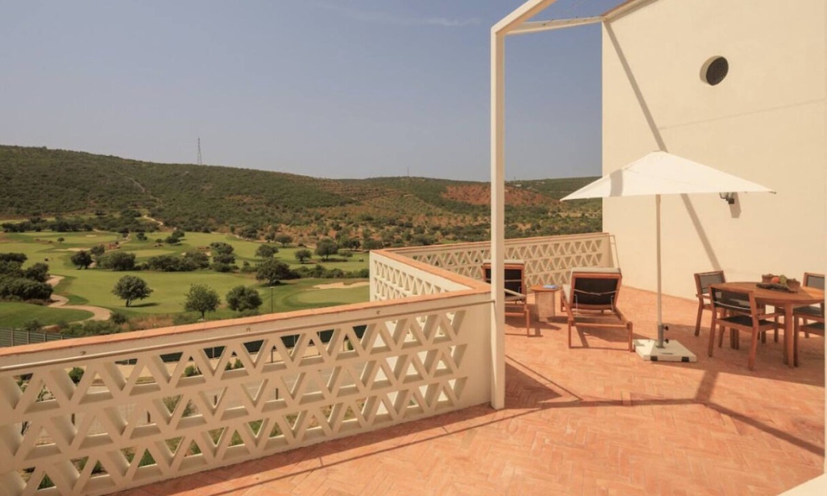Tor Hotel | Authentic Portuguese Escape at Viceroy Ombria Algarve | Stunning Views