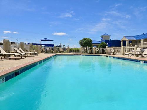 McAlester Hotel | Baymont by Wyndham McAlester Hwy 69