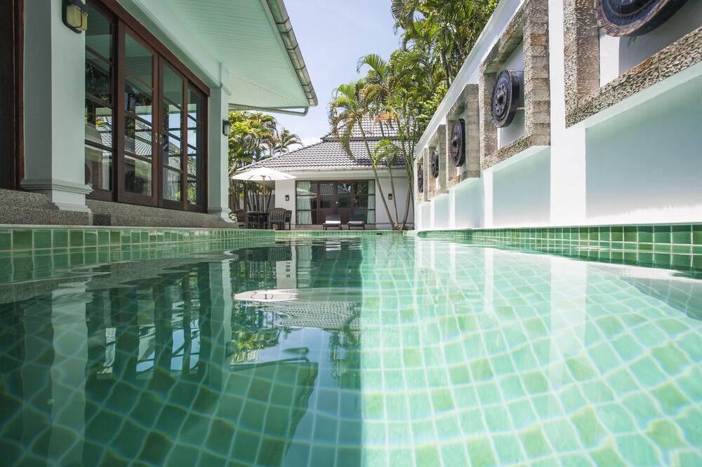 Kathu Villa | Beautiful 3 bedroom courtyard villa with a private swimming pool.