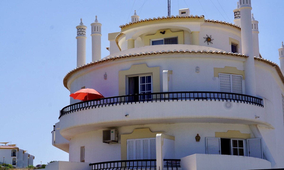 Mato Serrao Apartment | Carvoeiro Townhouse Apartment