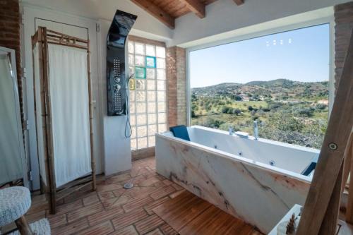 Fonte do Bispo Villa | Casa Da Maria Tereza - Villa with Pool and Spa