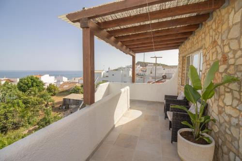 Burgau House | Casa Jana 5 Bedroom House for 12 with Ocean View Terrace near the Beach