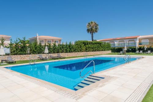 Atalaia Villa | Casa Maria at Boavista Resort Lagos