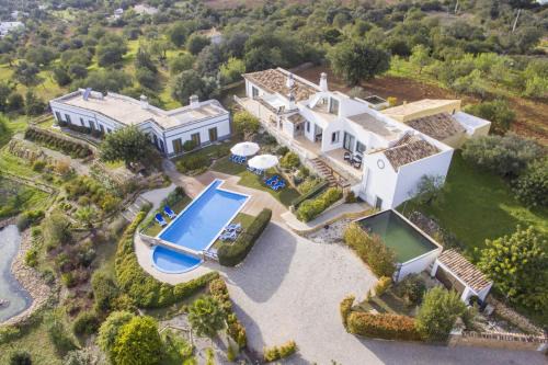 Ariolos House | Casa Serena by Algarve Holidays