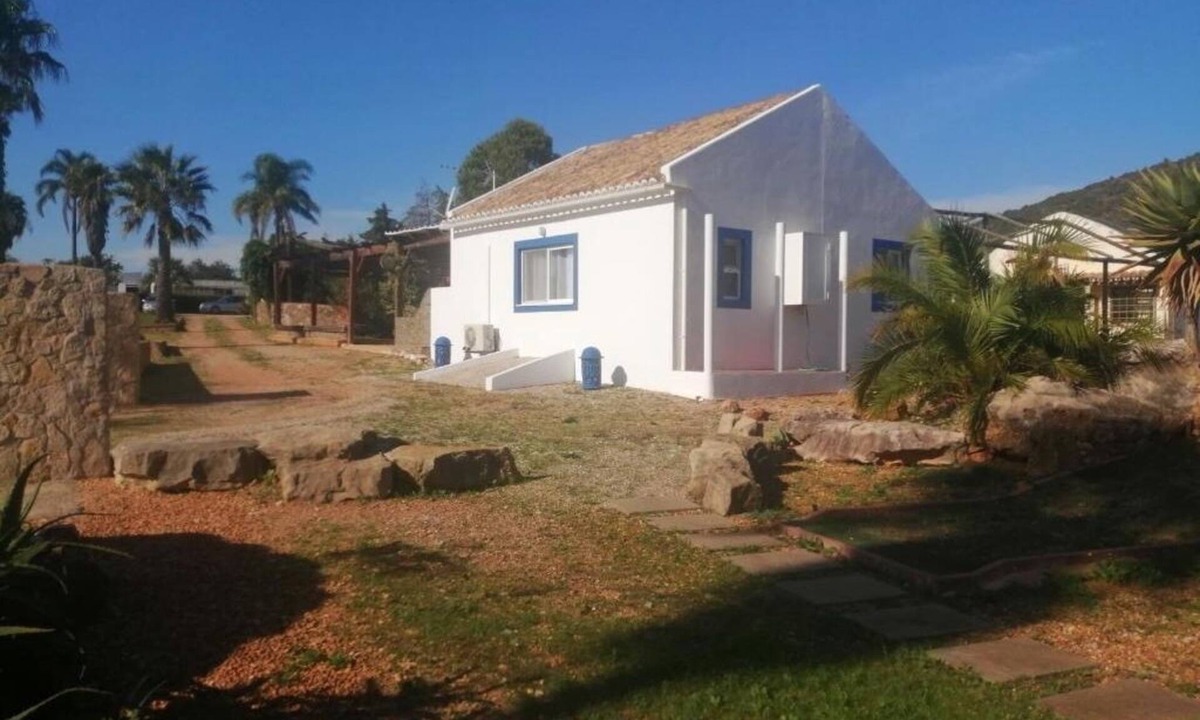 Colmeal Cottage | Charming 1-bedroom cottage in marvelous Faro with AC
