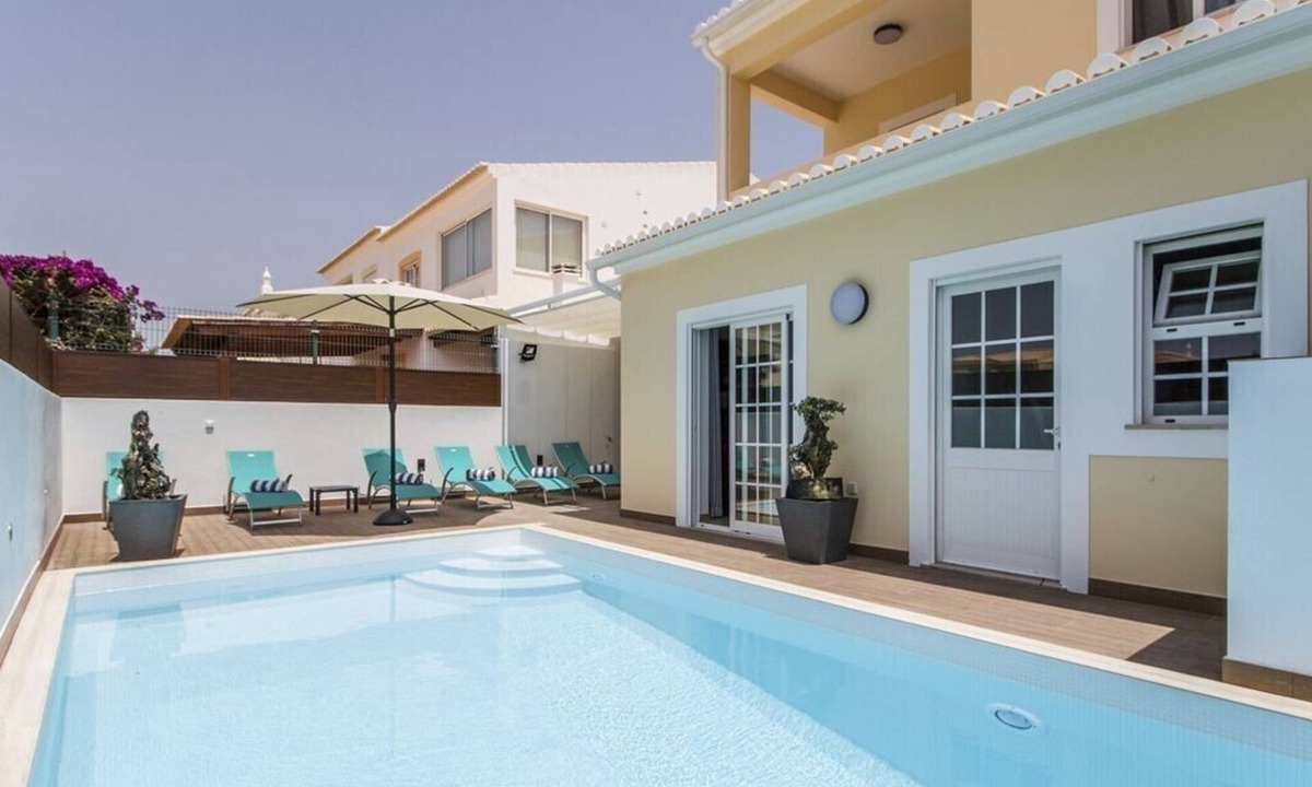 Porto de Mos Villa | Charming Portuguese Villa | 4 Bedrooms | Villa Tucan | Private Pool & Short Walk to Porto Do Mos | Lagos