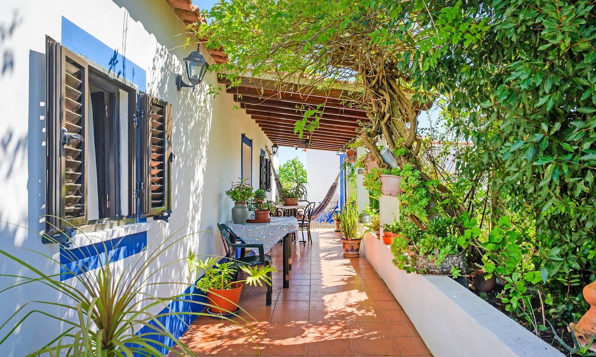 Sao Salvador Cottage | Country House 'Monte Da Bárbara' with Private Terrace, Garden and Wi-Fi