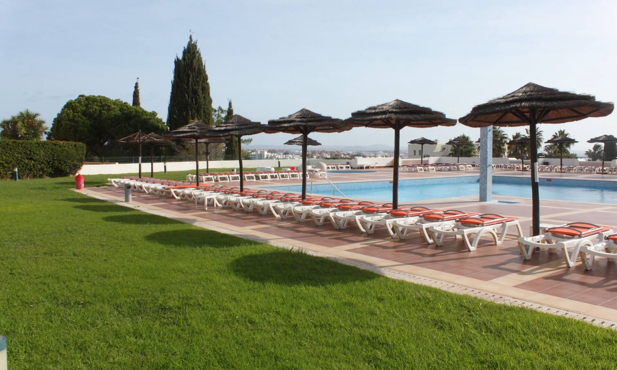 Calicos Resort | Cozy & Stylish Studio Apartment just 800m from the beach - New to HomeAway!