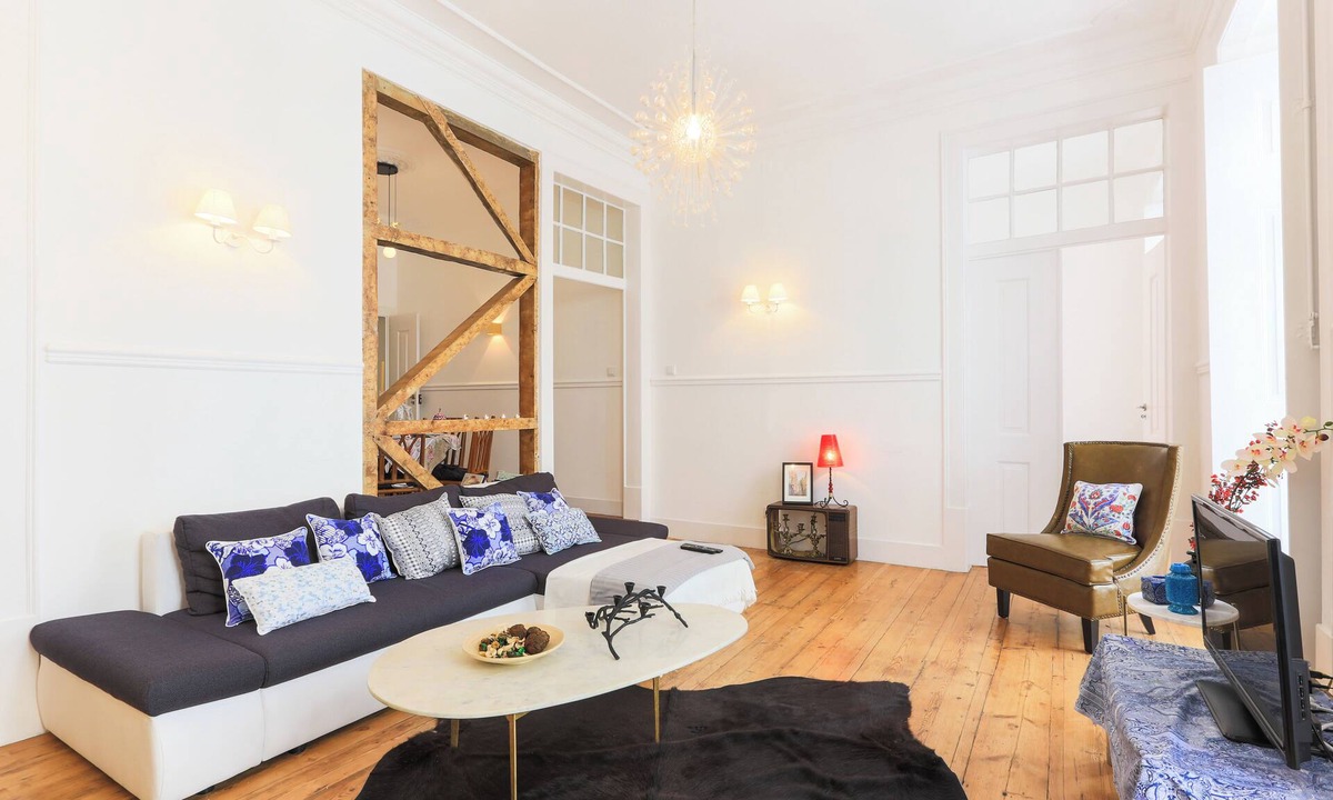 Chiado Apartment | Delightful 4-bedroom apartment in historical downtown