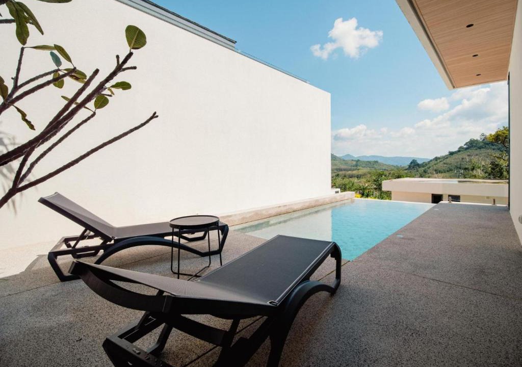 Ban Sakhu Villa | Elegant Aileen 3Bed Pool Villa P3VC8 Naithon