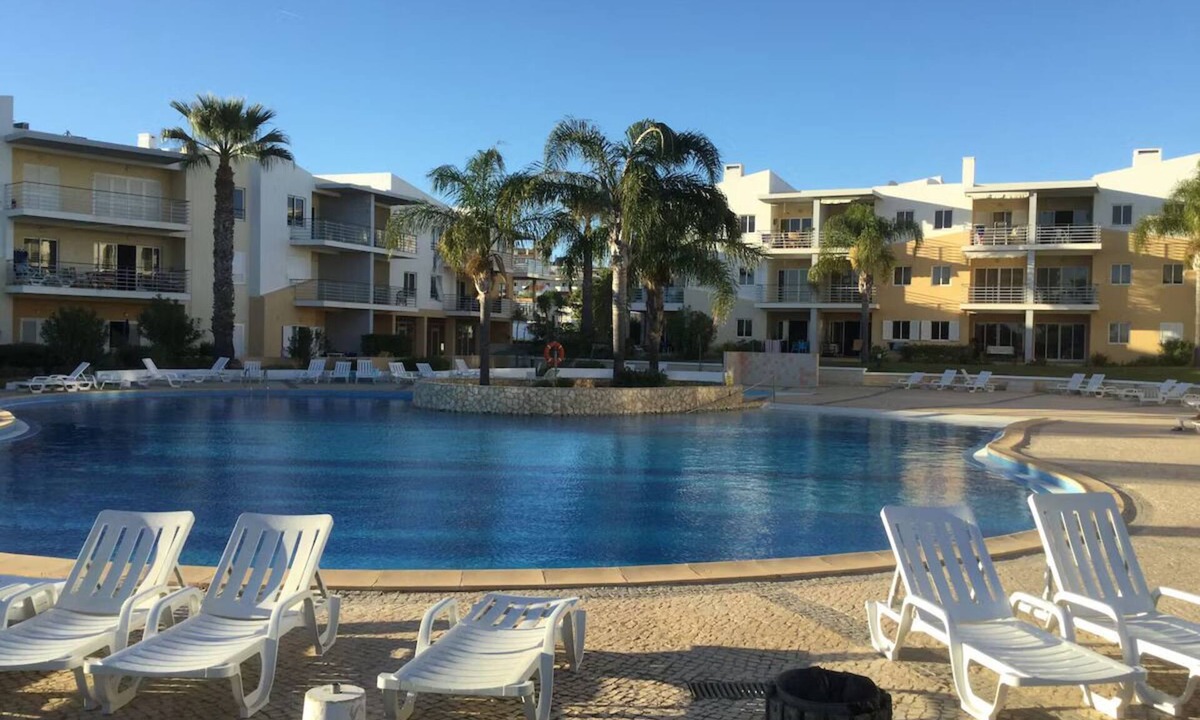 Torralta Condo | Fantastic apartment with 2 beds, garden and pool. Close to the beach and town