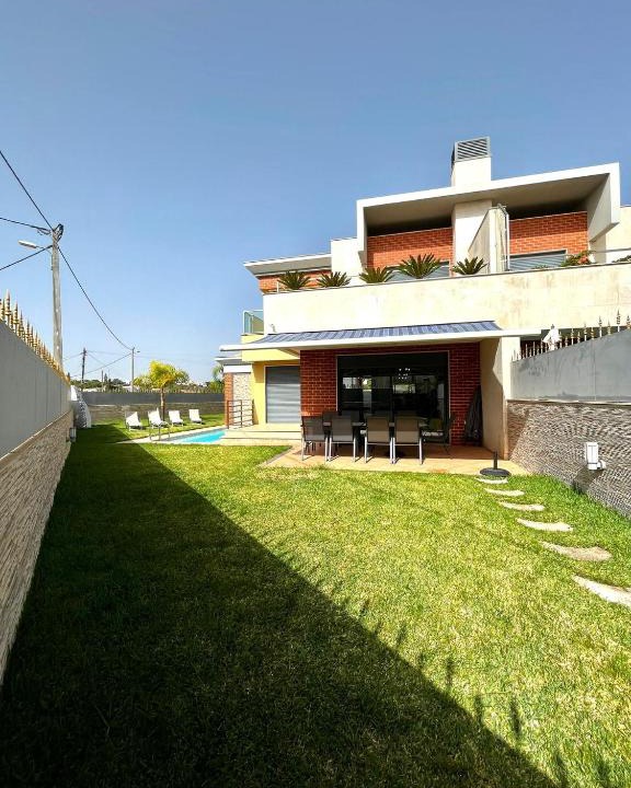 Mosqueira Villa | Funtastic Villa With Pool