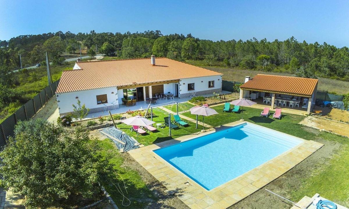 Abris Apartment | H 06 - Samouqueira Studio in Montes de Praias