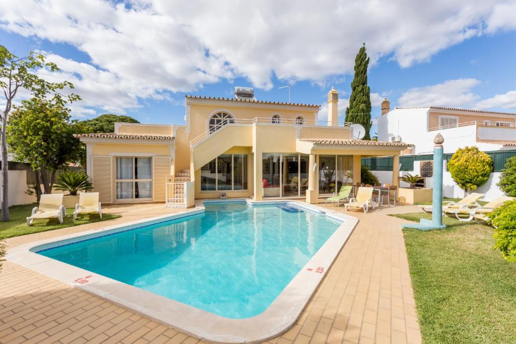 Castelo Villa | Helmar by Algarve Villa Holidays