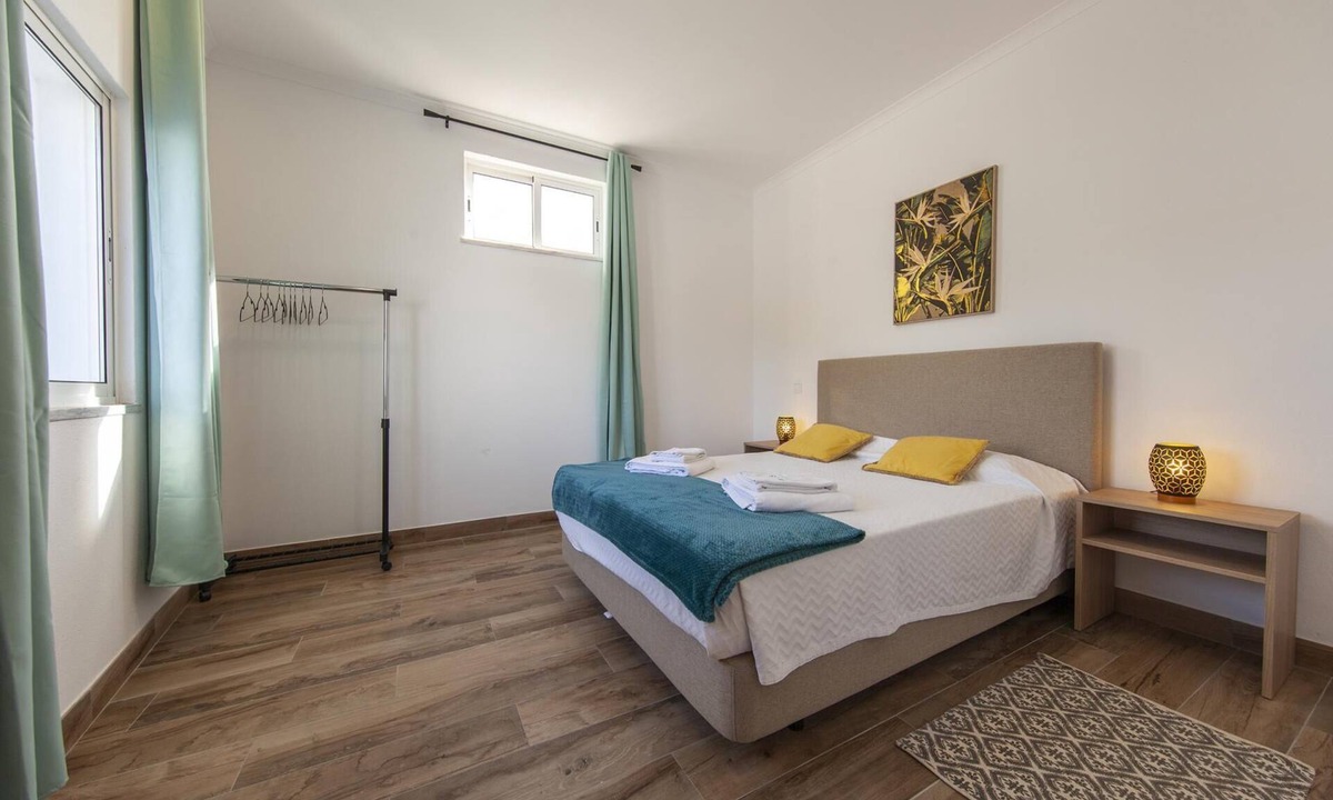 Silves House | HH 02 - Bedroom 2 in Olive Hills Guesthouse