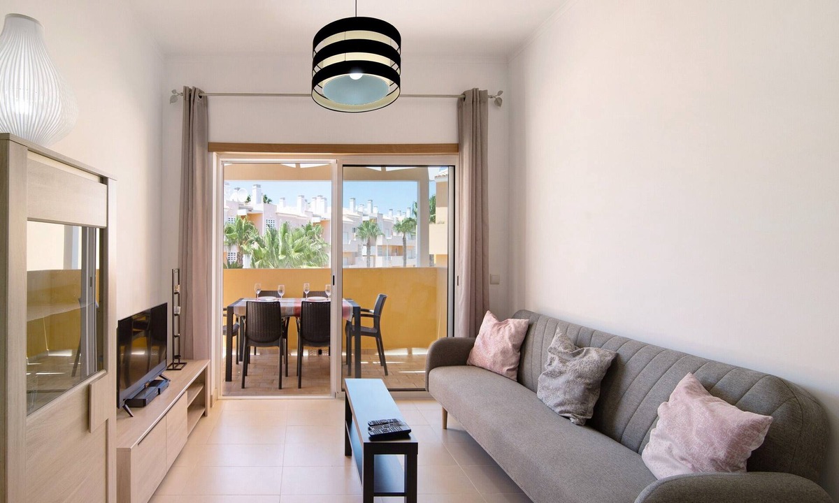 Conceicao e Cabanas de Tavira Apartment | Holiday Apartment "Royal Cabanas Golf 89" with Sea View, Shared Pool & Private Terrace