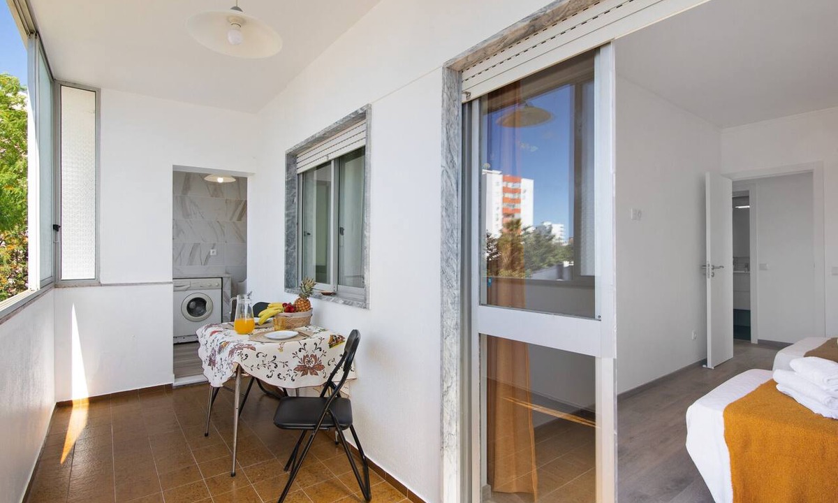 Se Apartment | Justo's House Apartment with Private Terrace, Wi-Fi and Air Conditioning