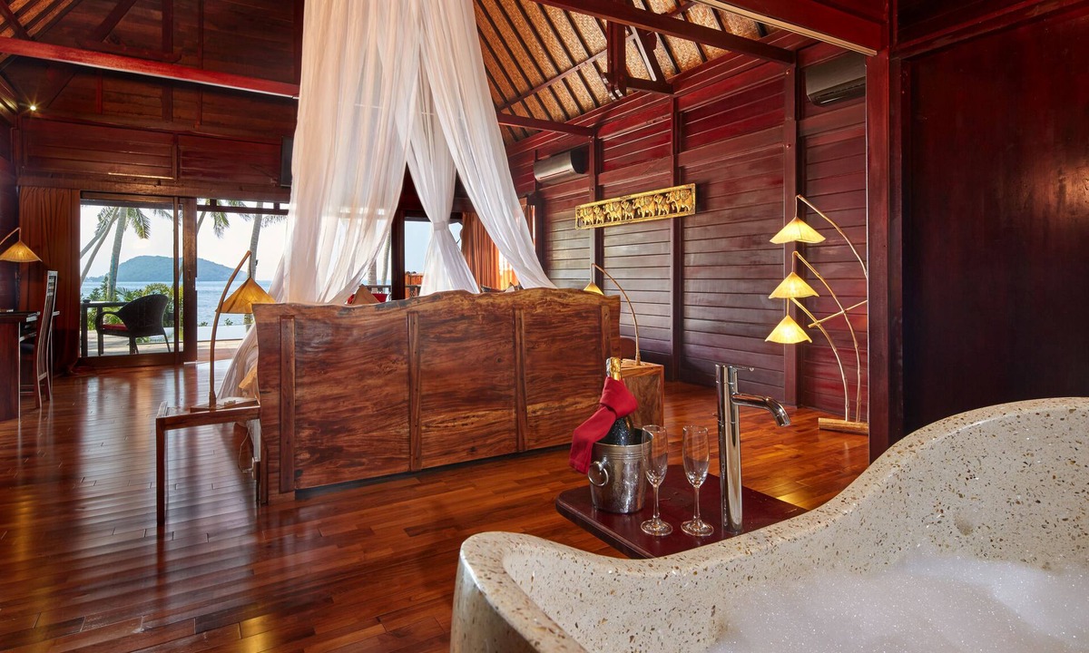 Haad Pleayleam Resort | Kupu Kupu Phangan Beach Villas & Spa