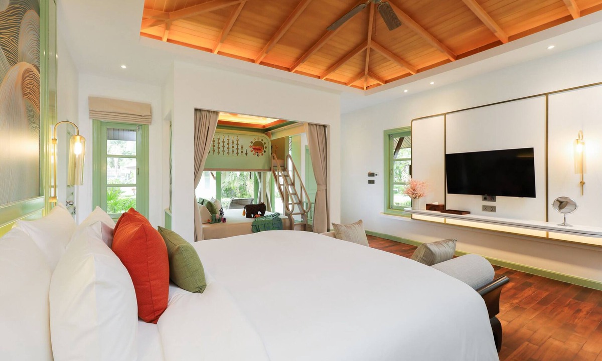 Khuekkhak Hotel | La Solaya Khao Lak