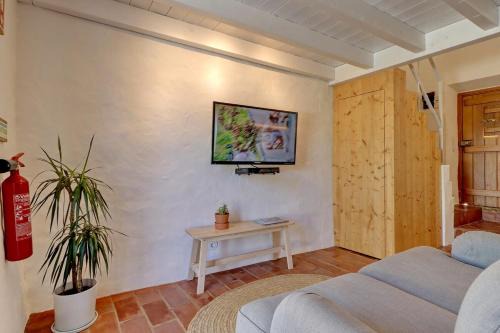 Aldeia House | Laranjeira 26 by AlmaAlgarvia