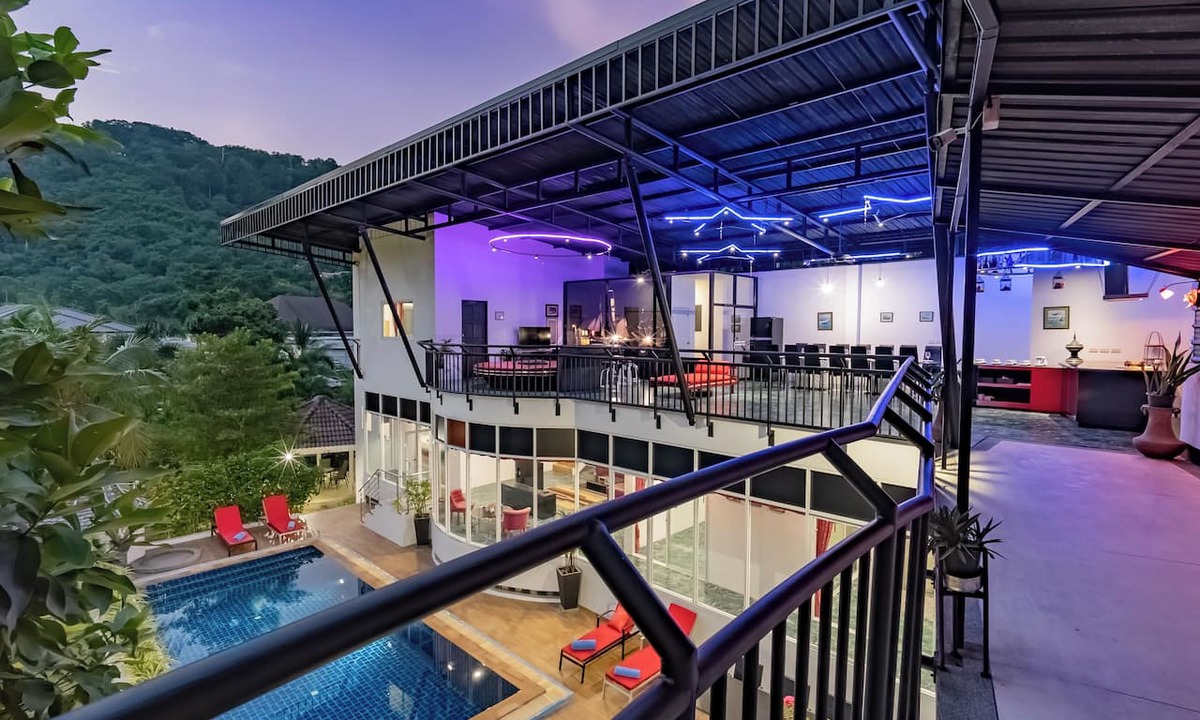 Chalong Villa | Luxurious 10-Bedroom Villa with Private Pool in Chalong, Phuket