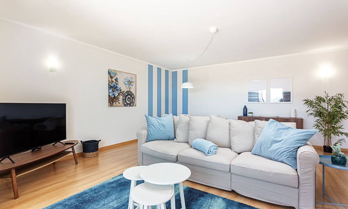 Olhao Apartment | Luxury 2-Bedroom Apartment with Rooftop Pool, Village Marina, Olhão