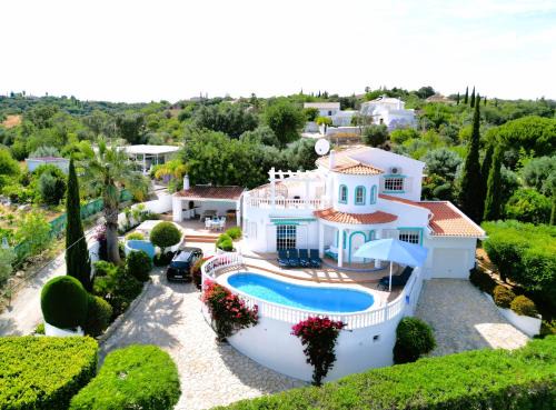 Benatrite Villa | Luxury Casa da Fonte - Private Heated Salt Pool