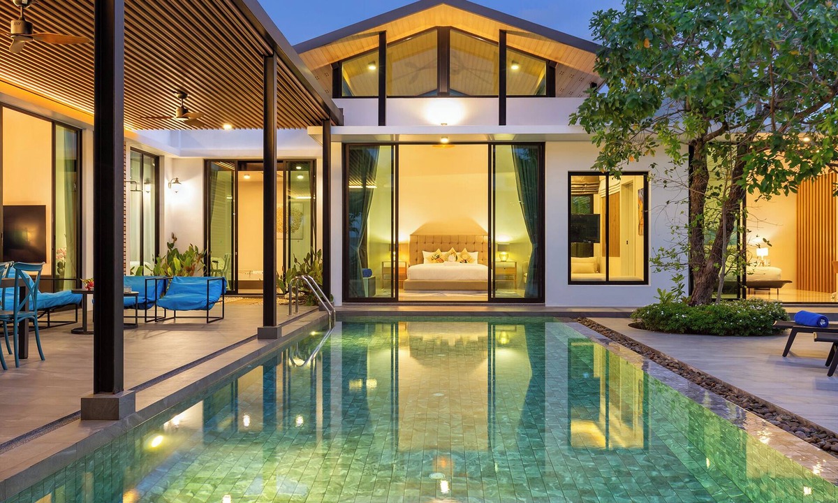 Rawai Villa | Luxury Pool Villa 6.5 bedrooms-Emilys Pearl/Nai Harn Baan Bua/Nai Harn Beach