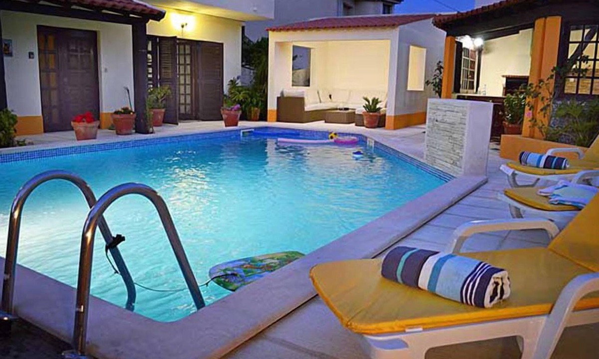 Sao Martinho do Porto Villa | Luxury Villa in Sao Martinho do Porto - Sleeps 22
