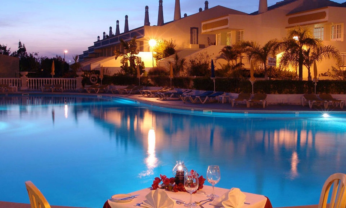 Albufeira House | magnificent resort villa near the beaches