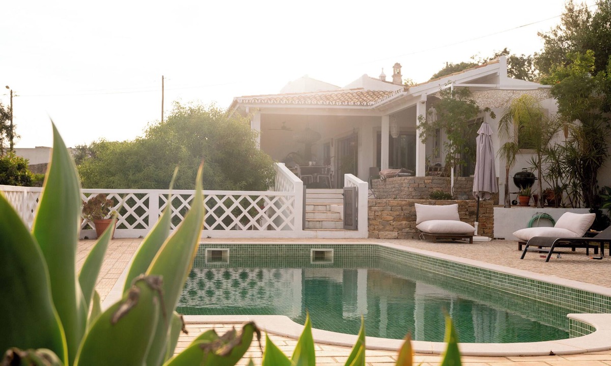 Lagos e Relvas House | Monte Jordana - Stunning sea & countryside views - Renovated quinta - Algarve
