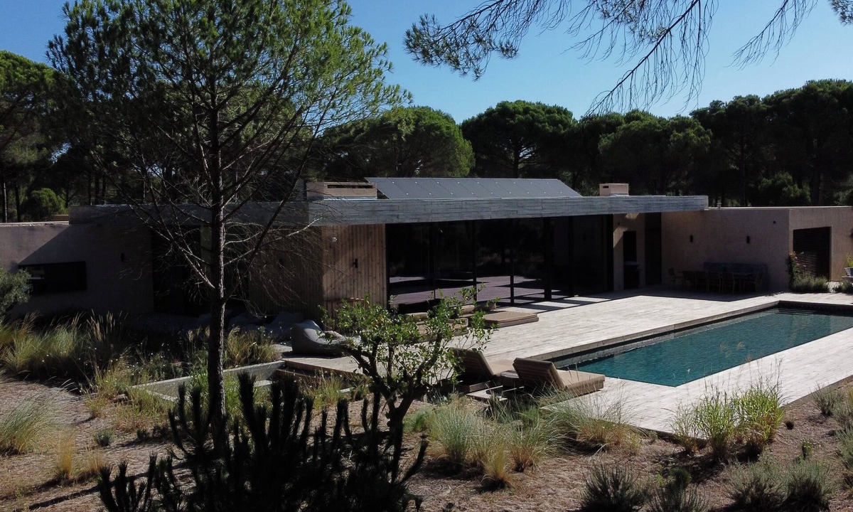 Grandola House | Muda Luxury Estate: 4.5ha of Pure Privacy & Design