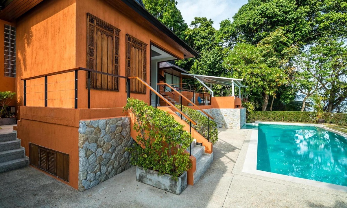 Wichit Villa | Nam Bo Villa by Lofty - Oceanfront private pool villa with maid and cook