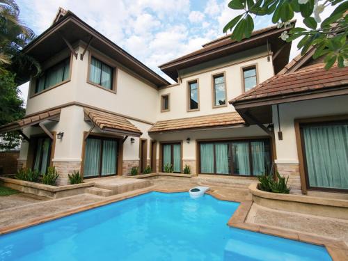 Pa Klok Villa | ozone pool villa phuket