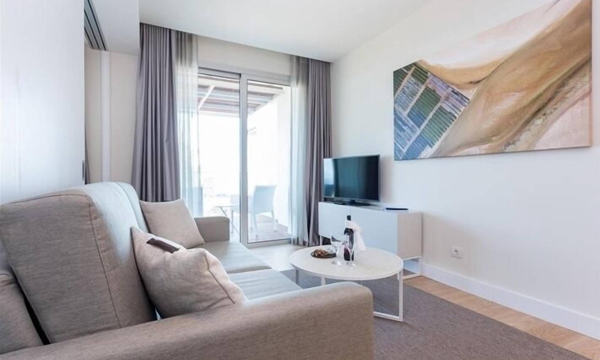 Meia Praia Hotel | Palmares Beach House Hotel - Adults Friendly