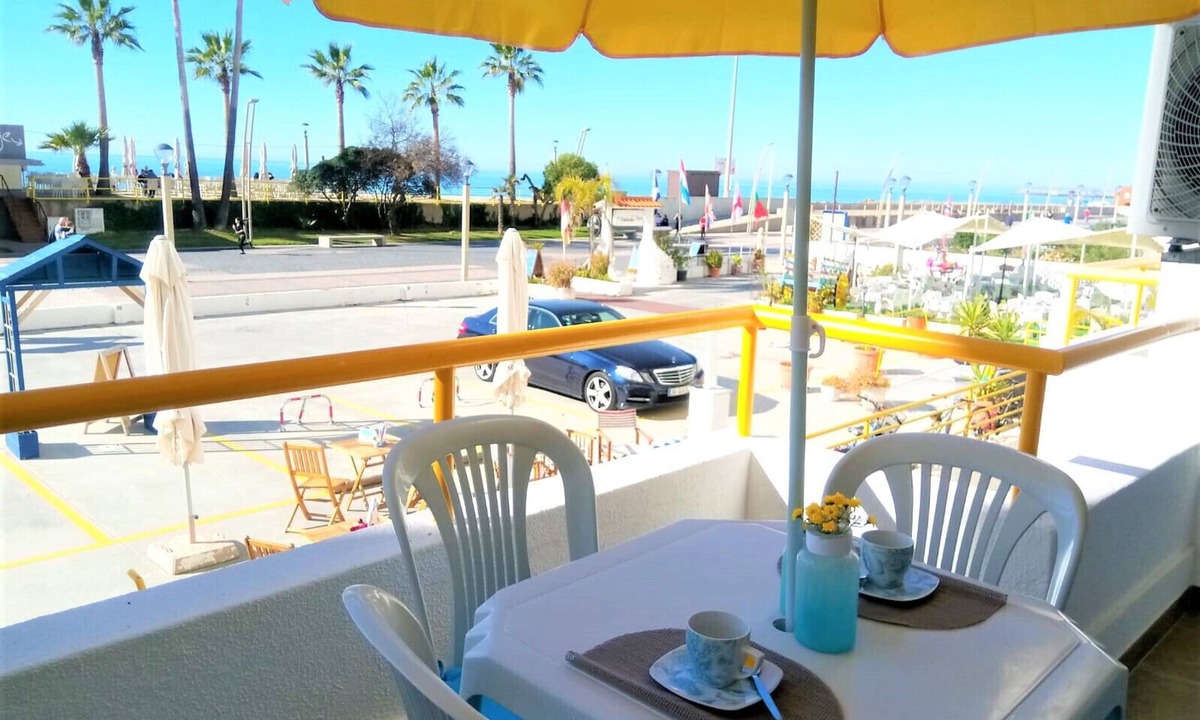 Cavacos Apartment | Praiamar r/c- Sea Front, Renovated, Air Conditioning, Private Parking